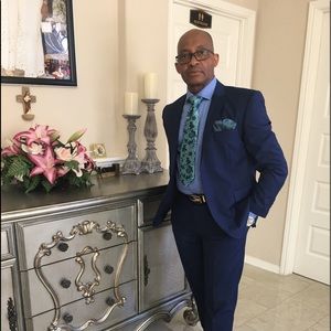 Meet your Posher, Robert